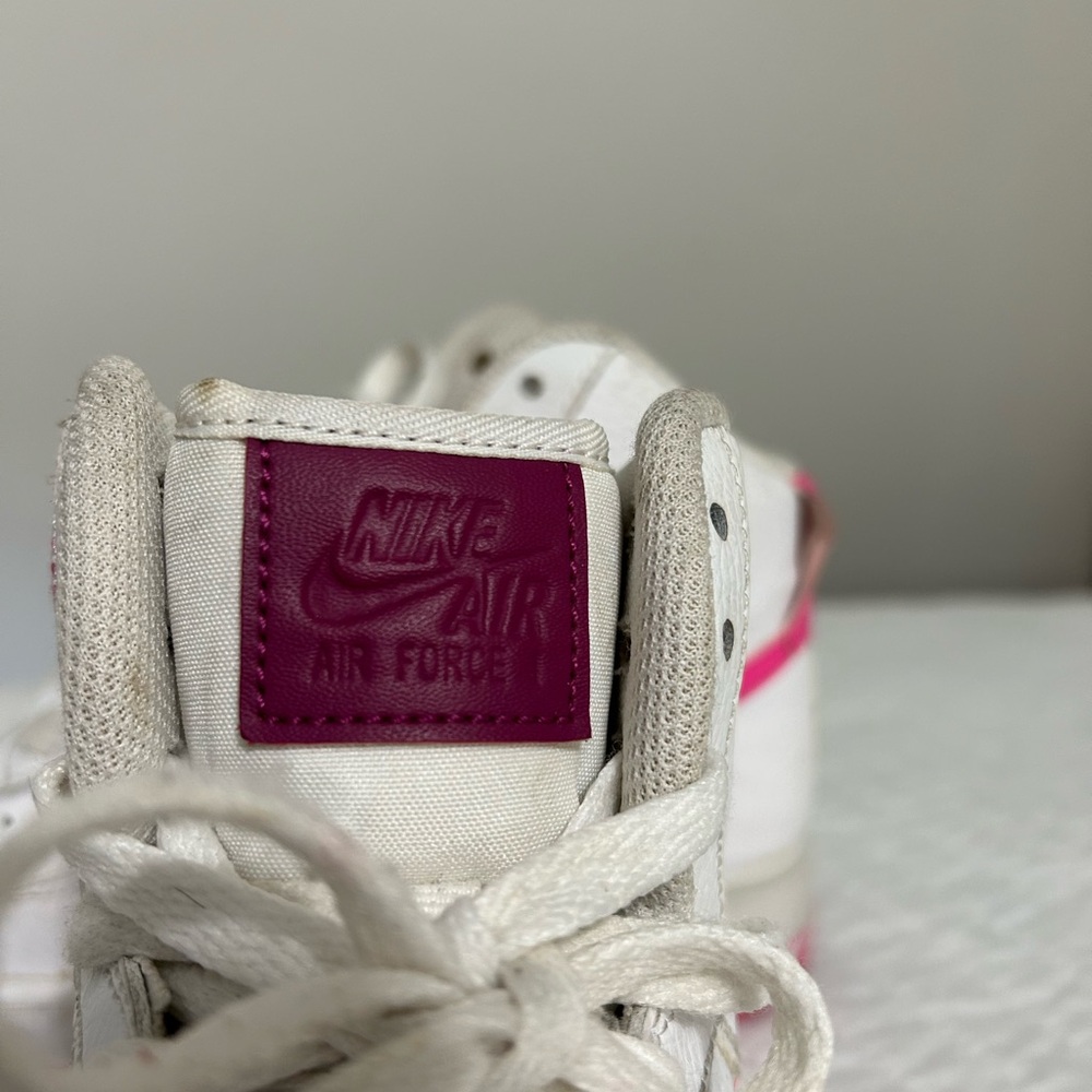 Women’s Nike Air Force Ones - Picture 4 of 4